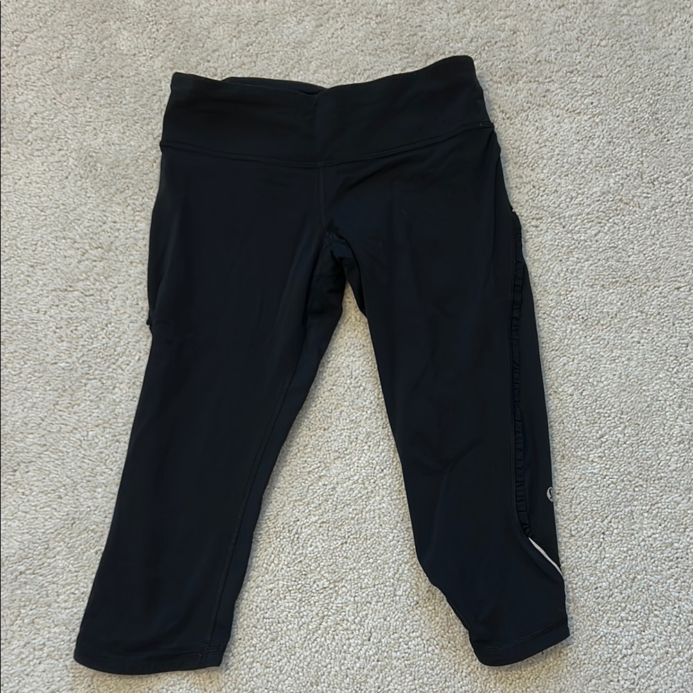 Women’s Luluelemon Capri leggings